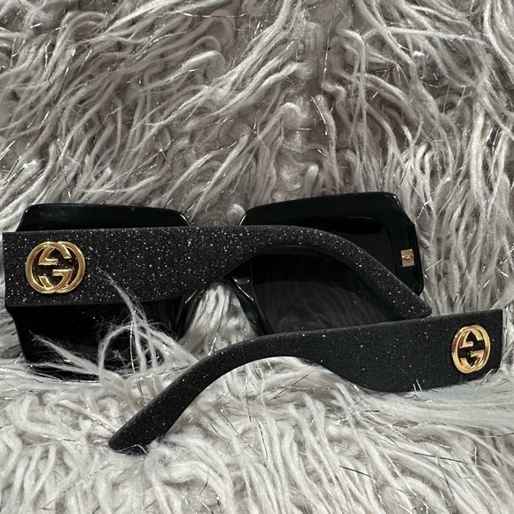 Gucci Glitter Oversized Sunglasses Authentic - Picture 3 of 7